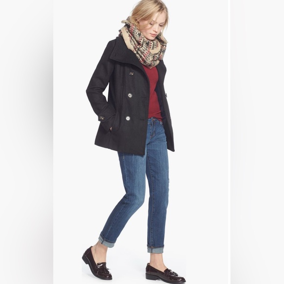 Double breasted black Peacoat w/tortoise buttons - Picture 2 of 13